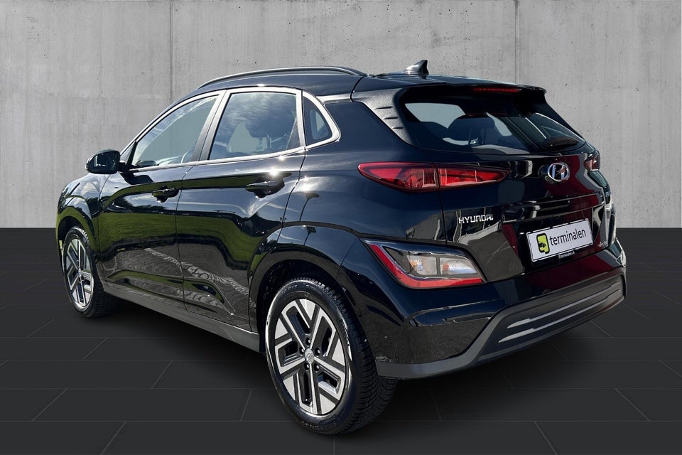 Hyundai Kona 39 EV Select 5d