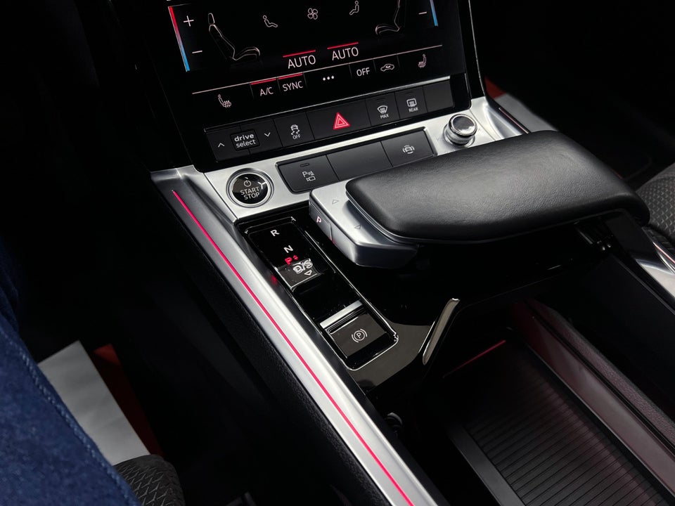 Audi e-tron 55 S-line Sportback quattro 5d