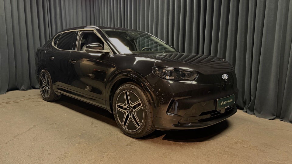 Ford Capri 77 Premium Extended Range 5d