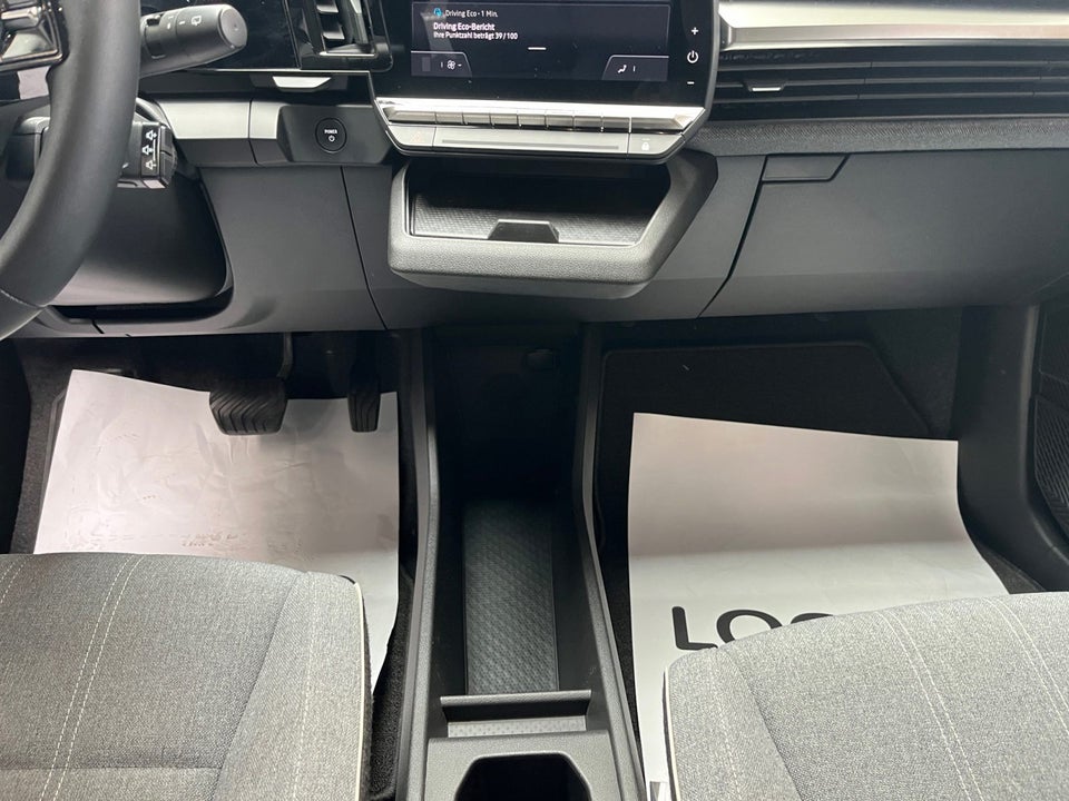 Renault Megane E-Tech 40 Equilibre 5d