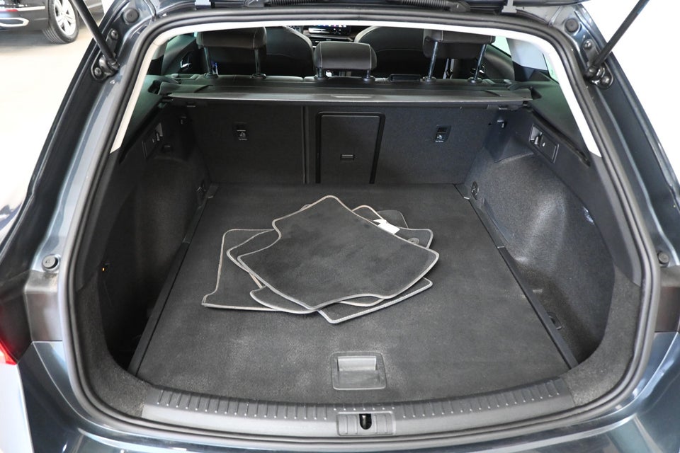 Seat Leon 1,5 eTSi 150 Xcellence Sportstourer DSG 5d