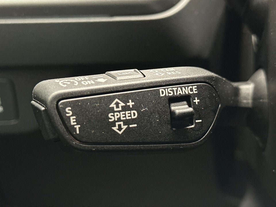 Audi Q4 e-tron 45 S-line 5d