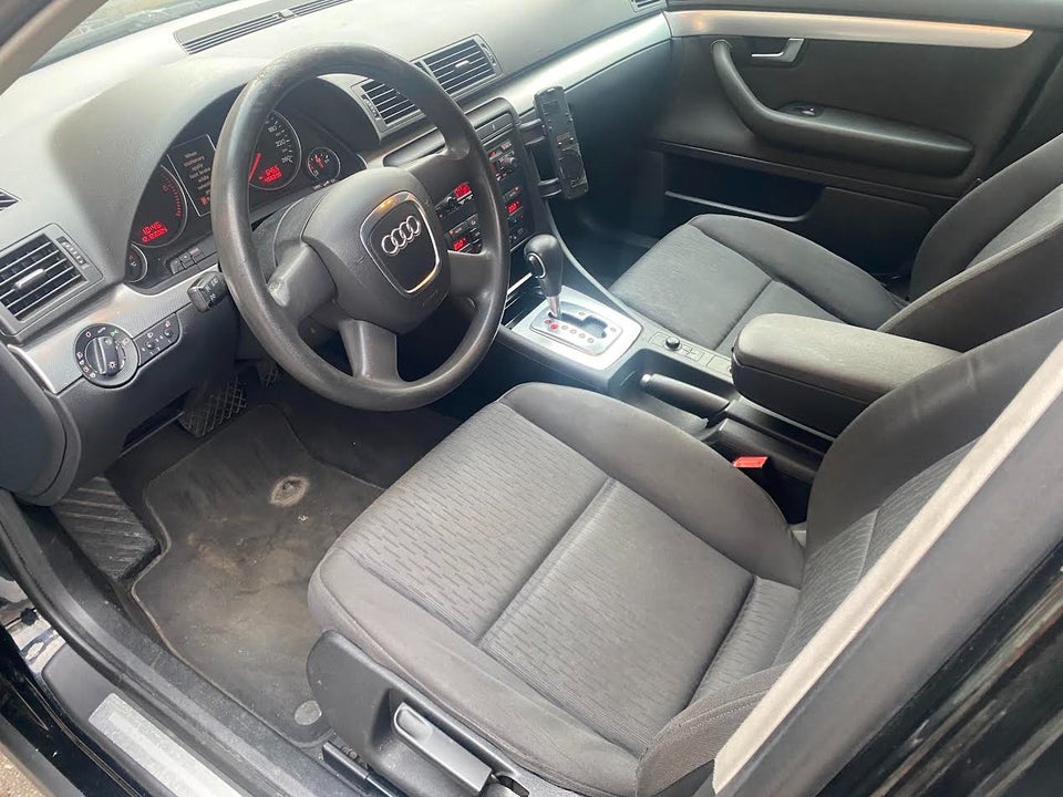 Audi A4 2,0 TDi 140 Avant Multitr. 5d