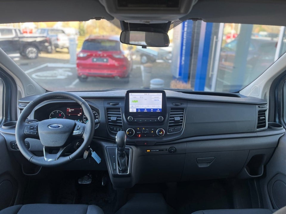 Ford Transit Custom Kombi 320S 2,0 TDCi 130 Ambiente aut.