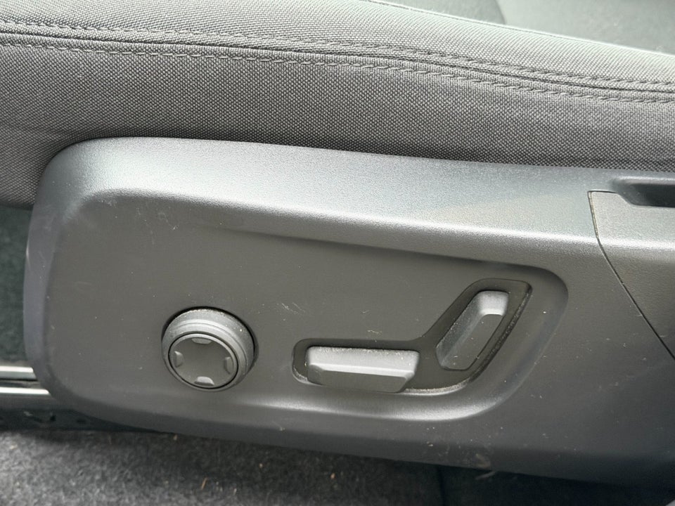 Volvo XC40 P6 ReCharge Ultimate 5d