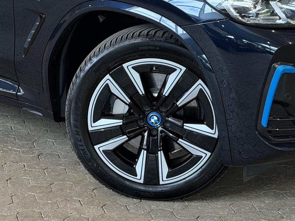 BMW iX3 Charged M-Sport 5d