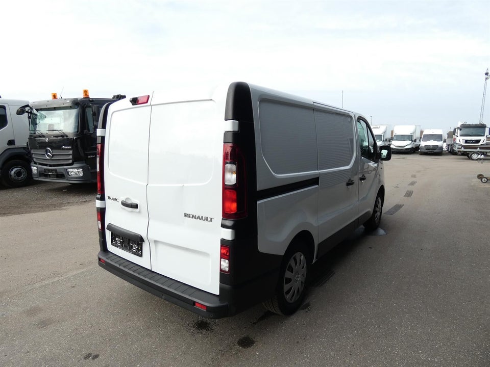 Renault Trafic T29 2,0 dCi 120 L1H1
