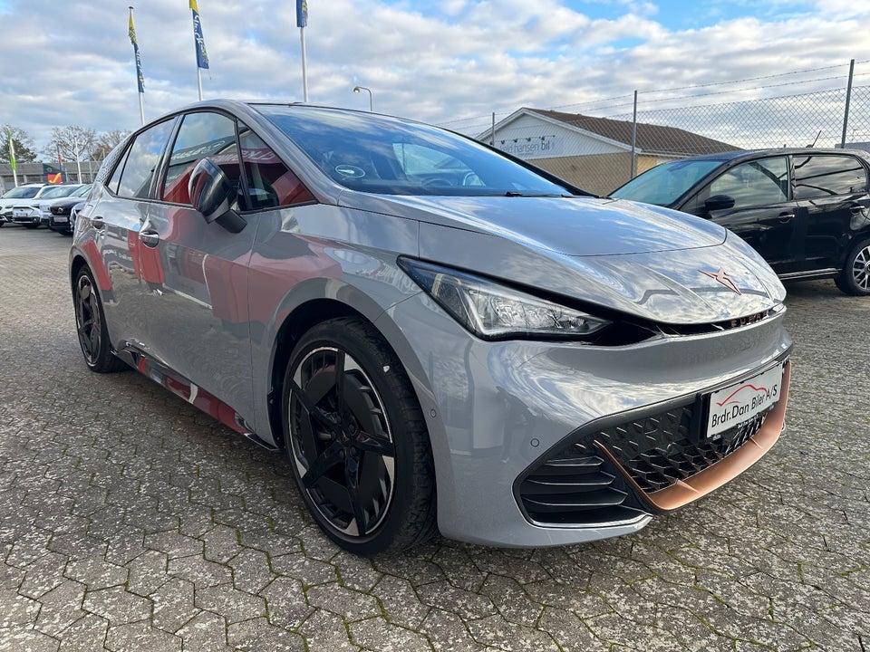 Cupra Born 77 Pasión 5d