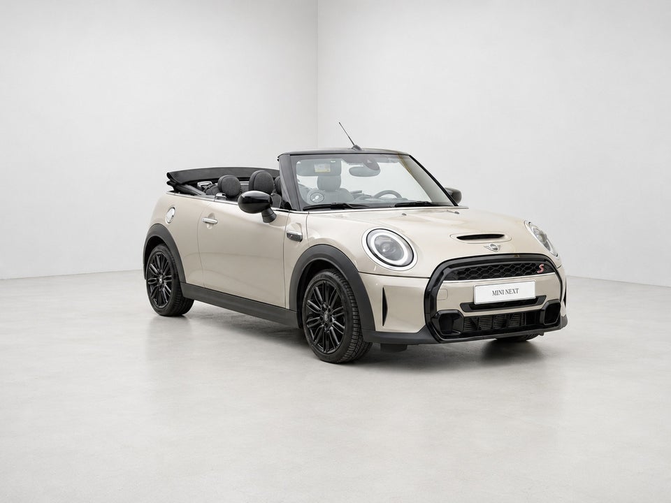 MINI Cooper S 2,0 Essential Cabriolet aut. 2d