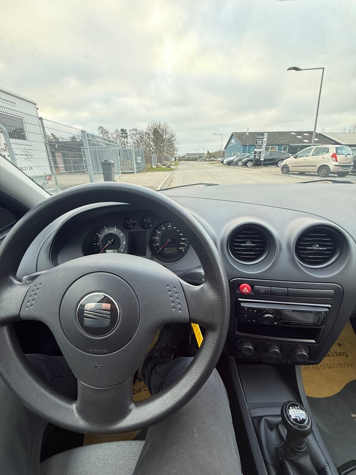 Seat Ibiza 1,4 16V 100 3d