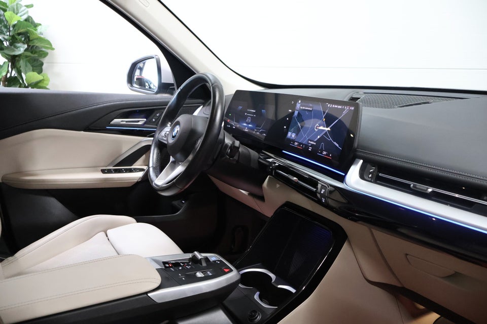 BMW iX1 xDrive30 X-Line 5d