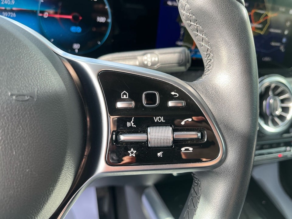 Mercedes EQA250 Progressive 5d