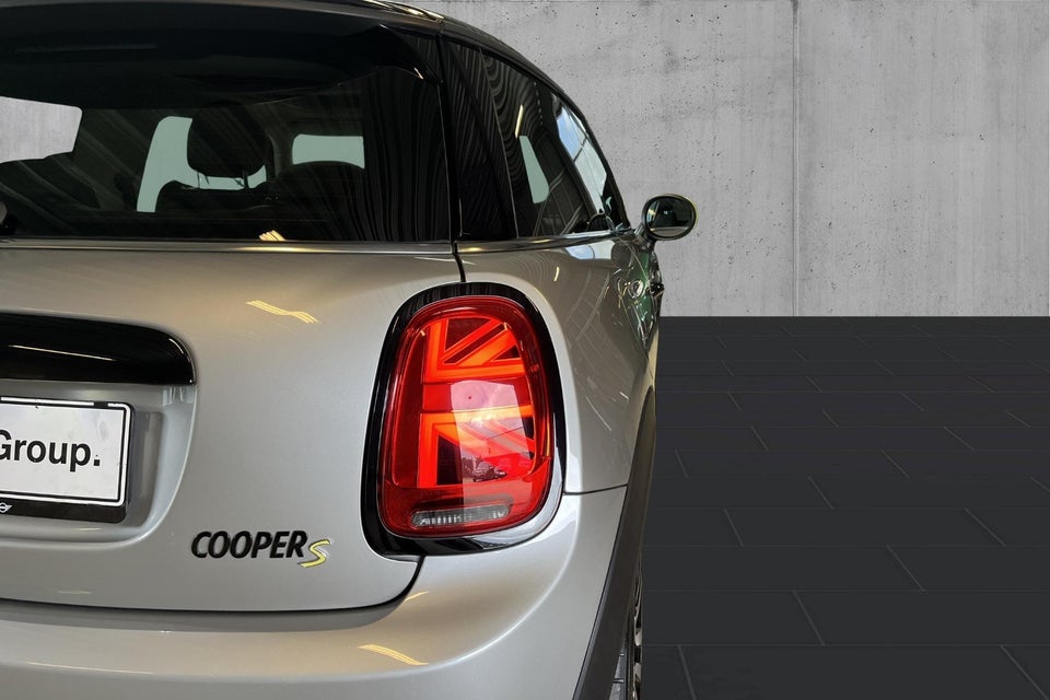 MINI Cooper SE Edition Premium Plus 3d