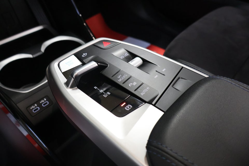 BMW iX1 xDrive30 Charged M-Sport 5d