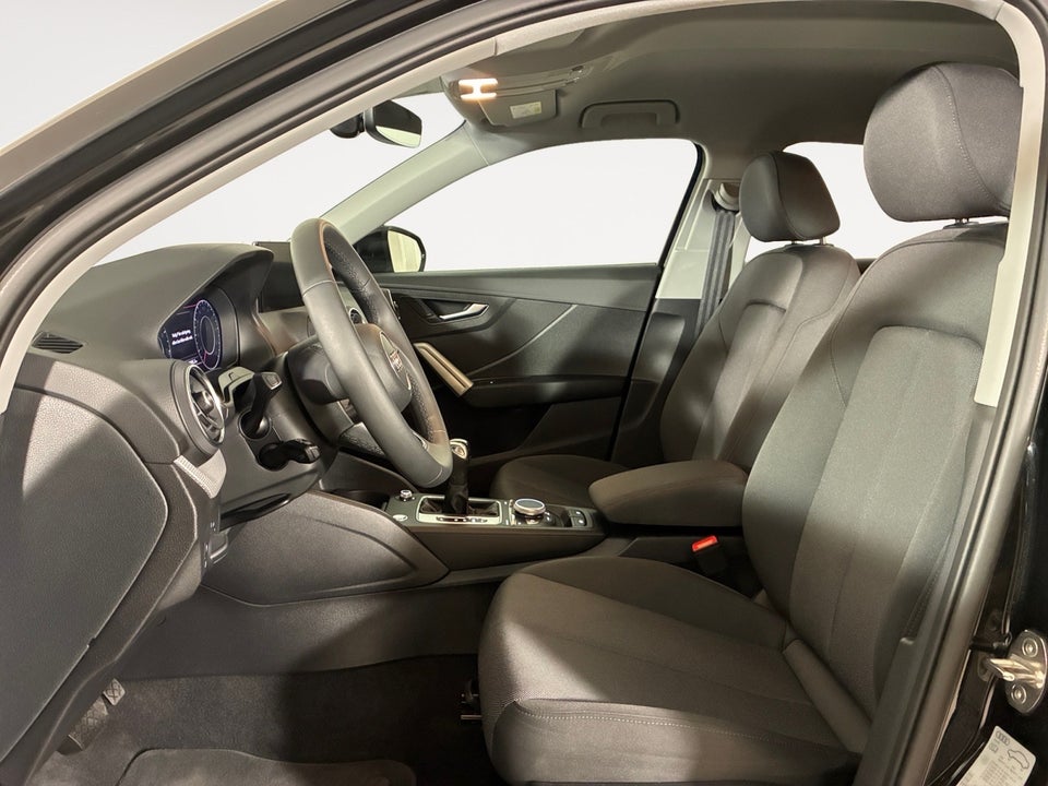 Audi Q2 35 TFSi Prestige S-tr. 5d