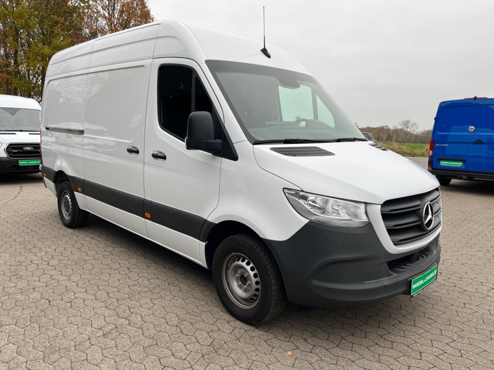 Mercedes Sprinter 319 3,0 CDi A2 Kassevogn aut. RWD