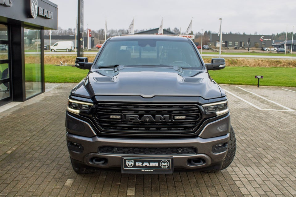 Dodge RAM 1500 5,7 V8 Hemi eTorque Limited Night aut. 4d