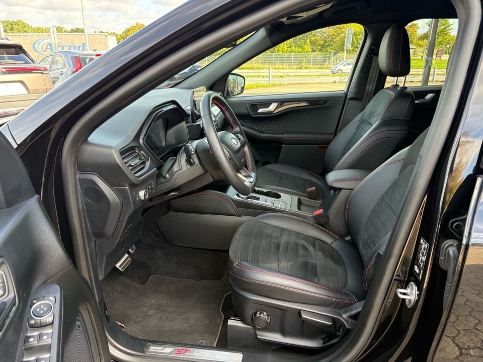 Ford Kuga 2,5 PHEV ST-Line X CVT 5d