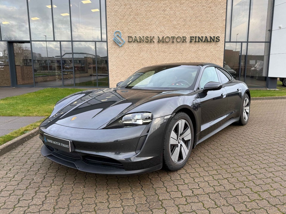 Porsche Taycan 4d