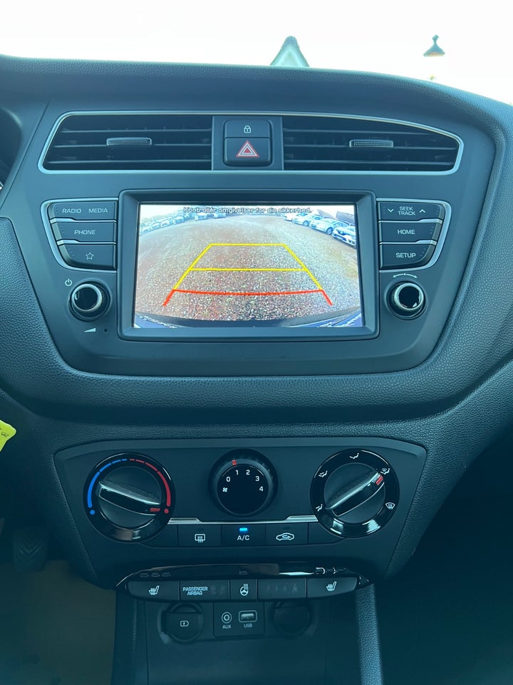 Hyundai i20 1,25 Summer Style 5d