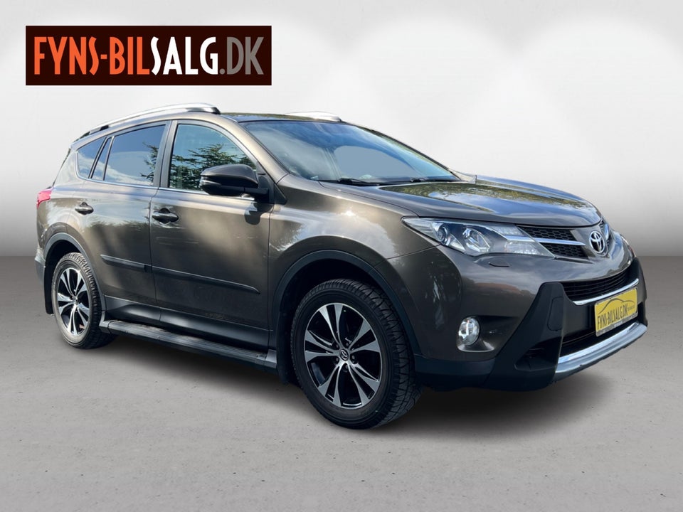 Toyota RAV4 2,0 D-4D T3 4x4 Van 5d