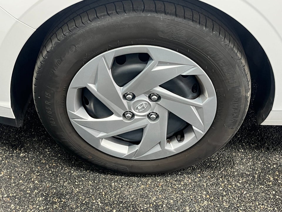 Hyundai i20 1,0 T-GDi Essential 5d