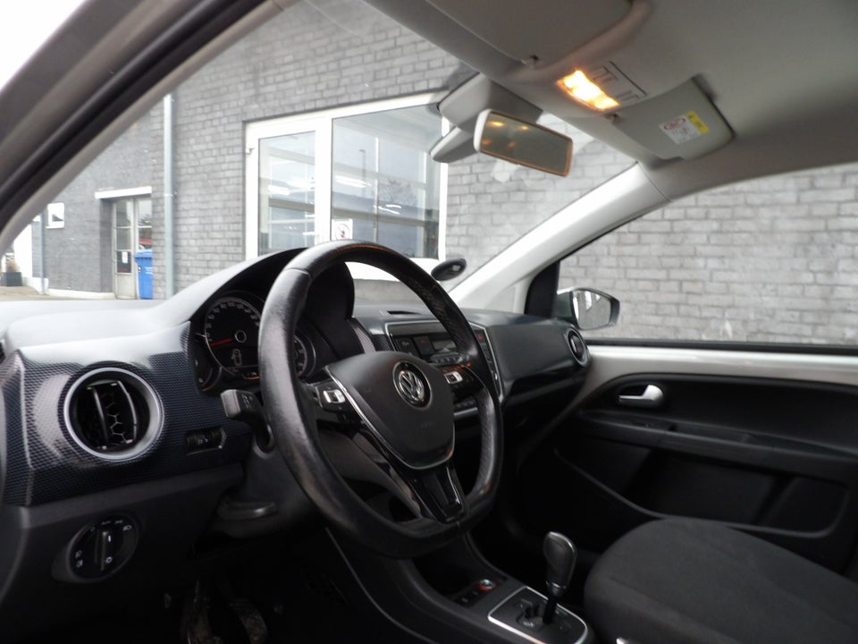 VW Up! 1,0 MPi 75 Move Up! ASG 5d