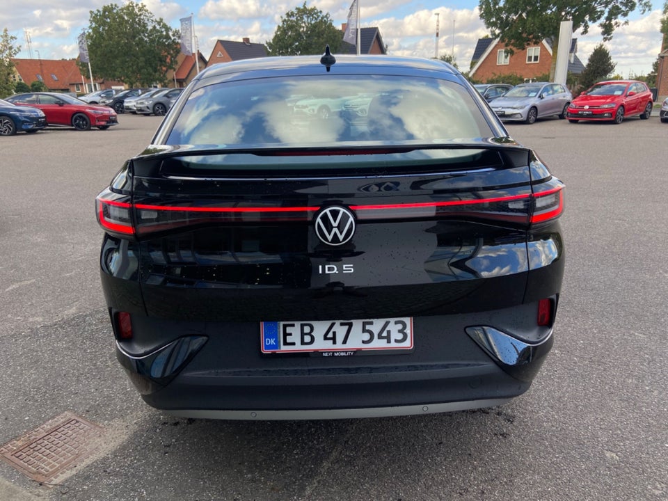 VW ID.5 Pro 5d