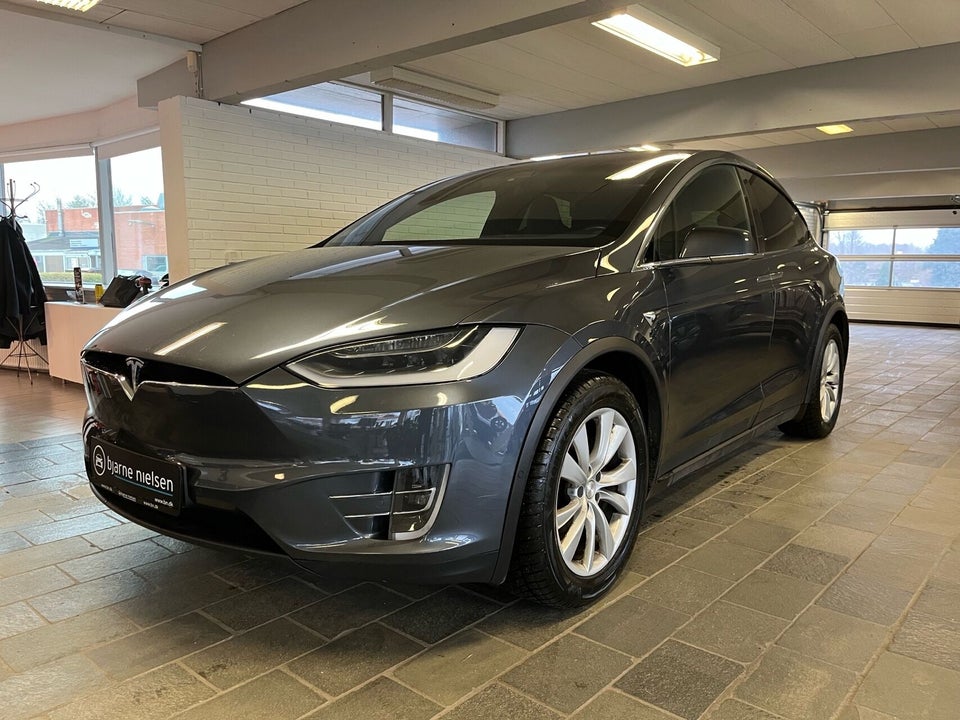 Tesla Model X 90D 5d