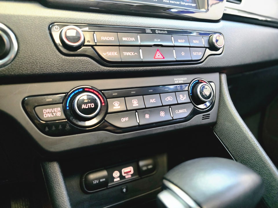 Kia Niro 1,6 PHEV Advance+ DCT 5d