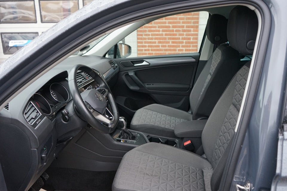 VW Tiguan 2,0 TDi 150 Life DSG Van 5d