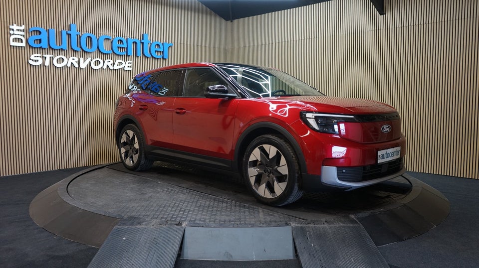 Ford Explorer 77 Premium Extended Range 5d