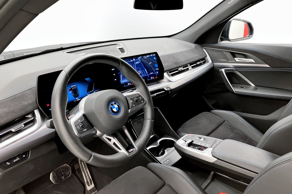 BMW iX2 xDrive30 M-Sport 5d