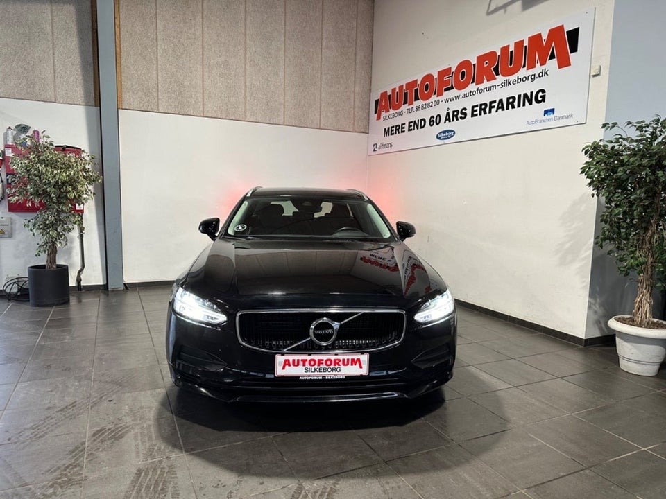 Volvo V90 2,0 D4 190 Momentum aut. 5d