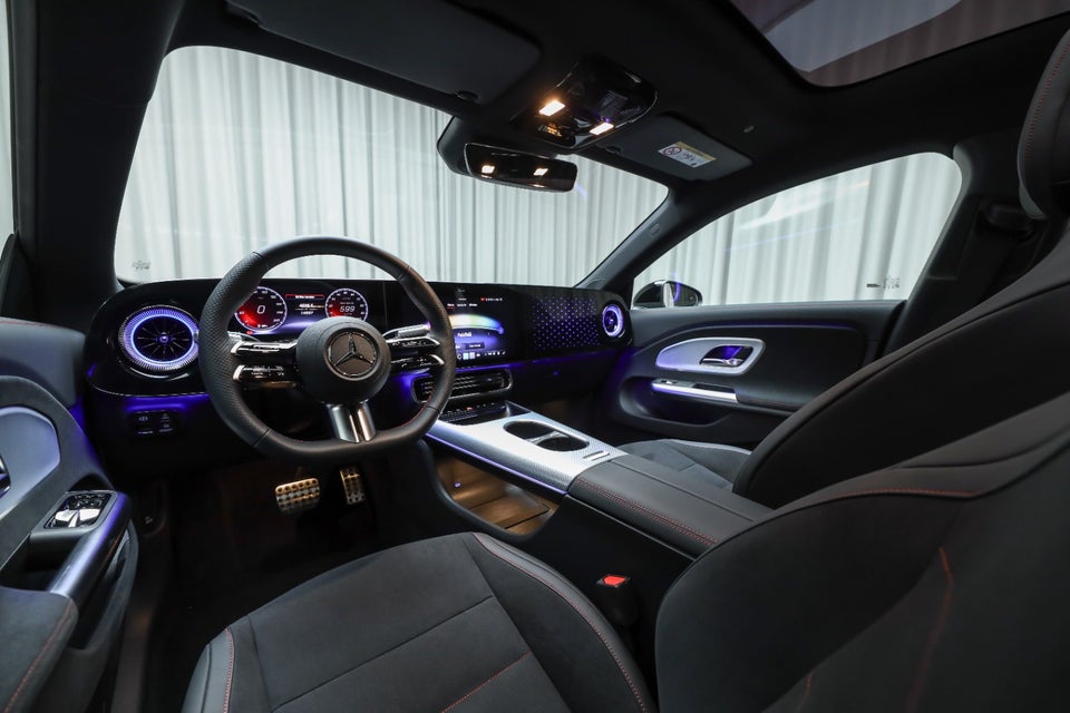 Mercedes CLA250+ EQ AMG Advance Plus 4d