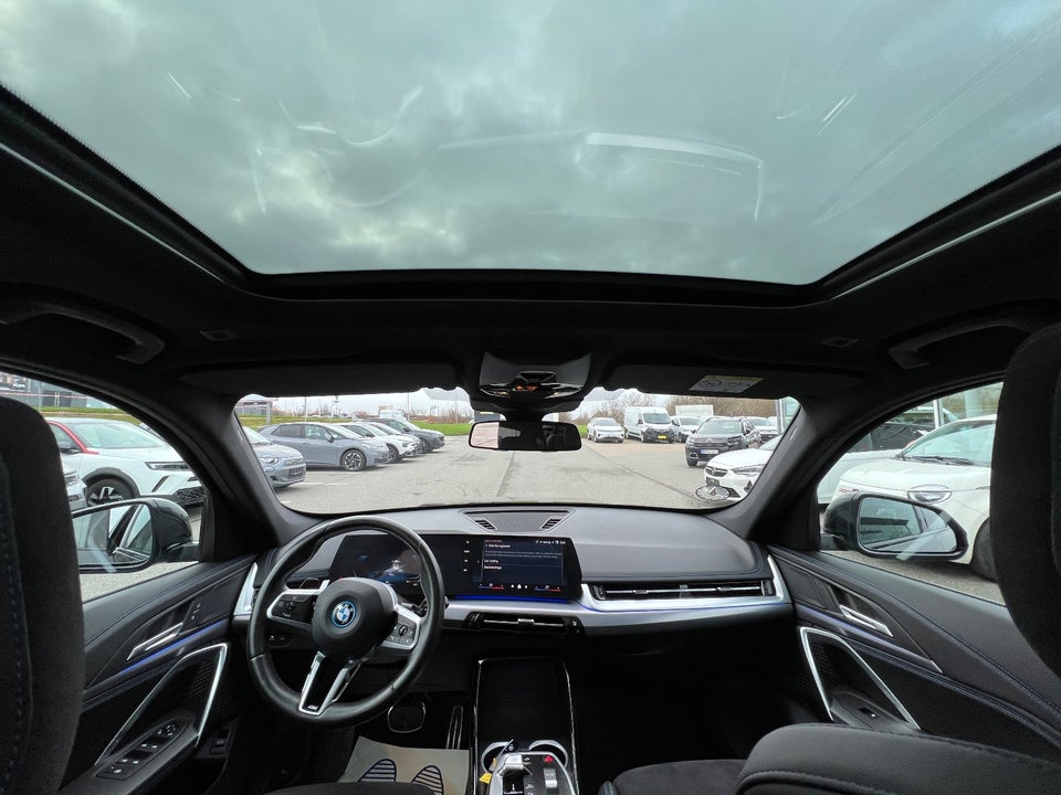 BMW iX1 eDrive20 M-Sport 5d