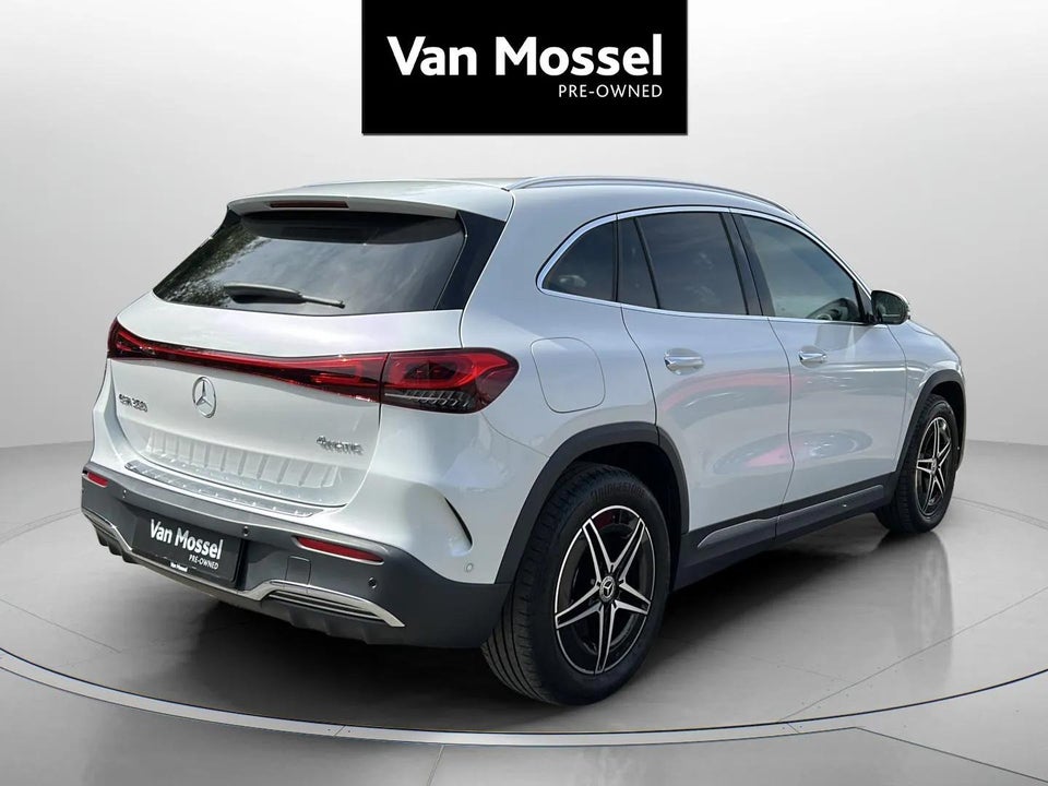 Mercedes EQA350 AMG Line 4Matic 5d