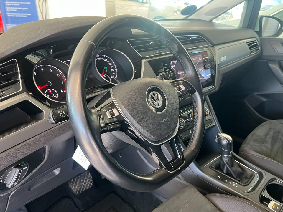 VW Touran 1,4 TSi 150 Highline DSG 7prs 5d