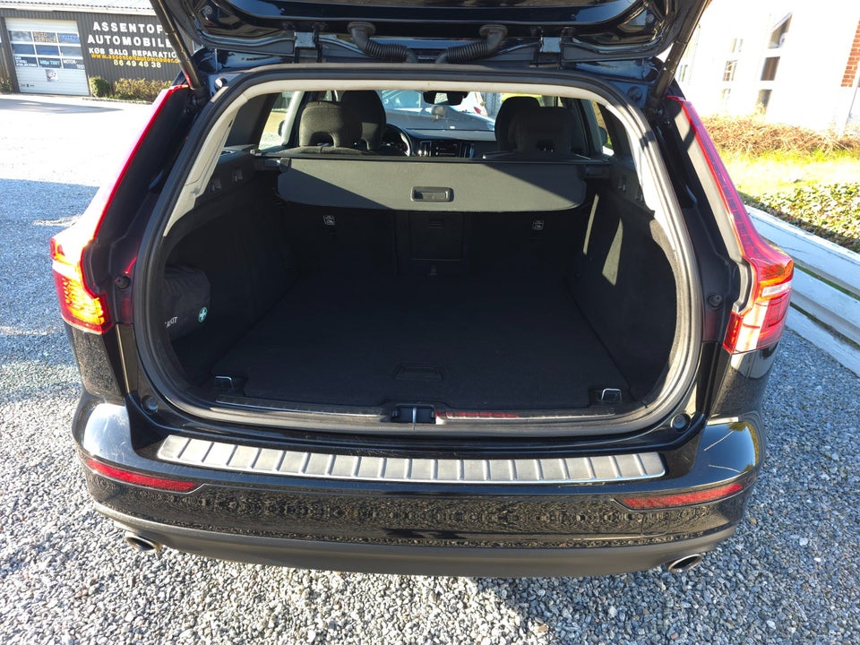 Volvo V60 2,0 D4 190 Momentum aut. 5d