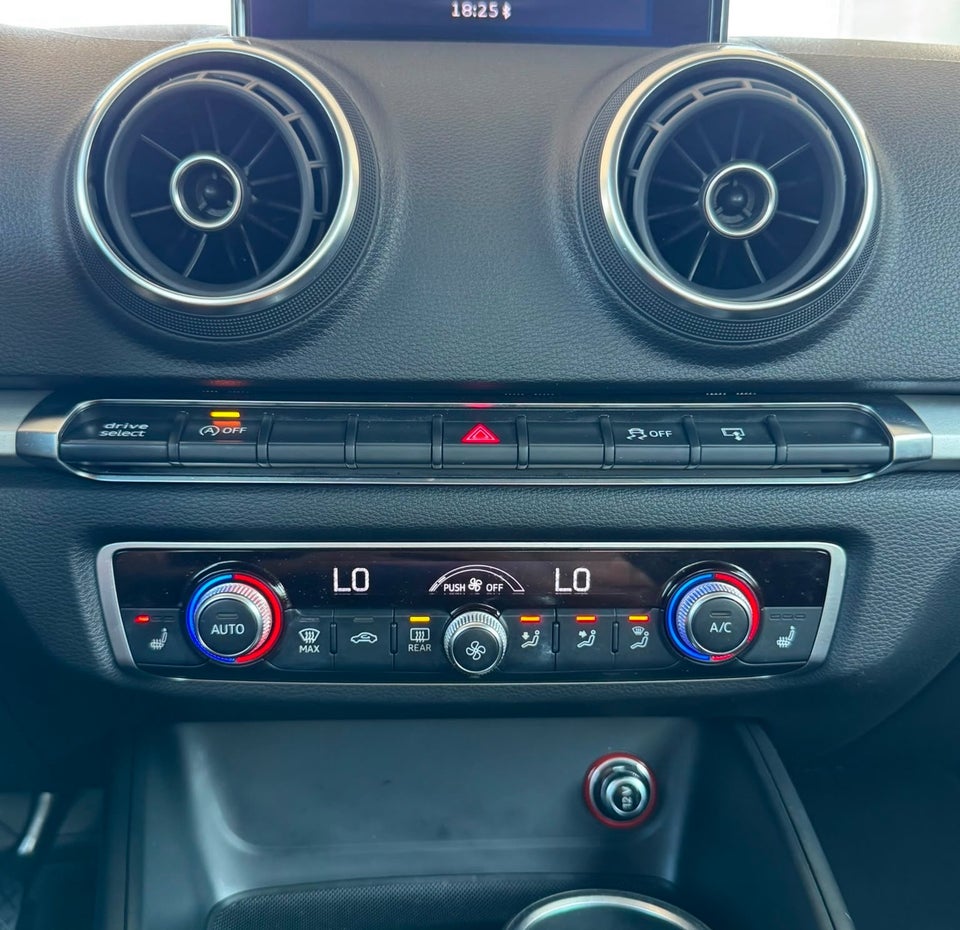 Audi A3 1,4 TFSi 150 Ambiente Sportback 5d