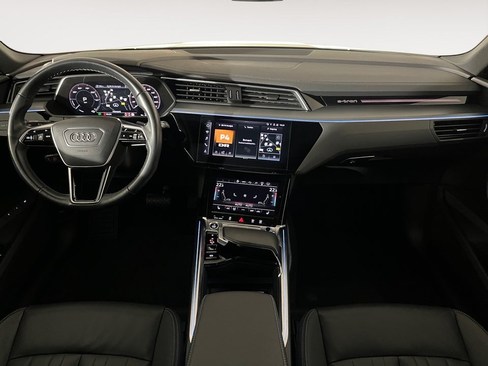 Audi Q8 e-tron 55 Advanced quattro 5d