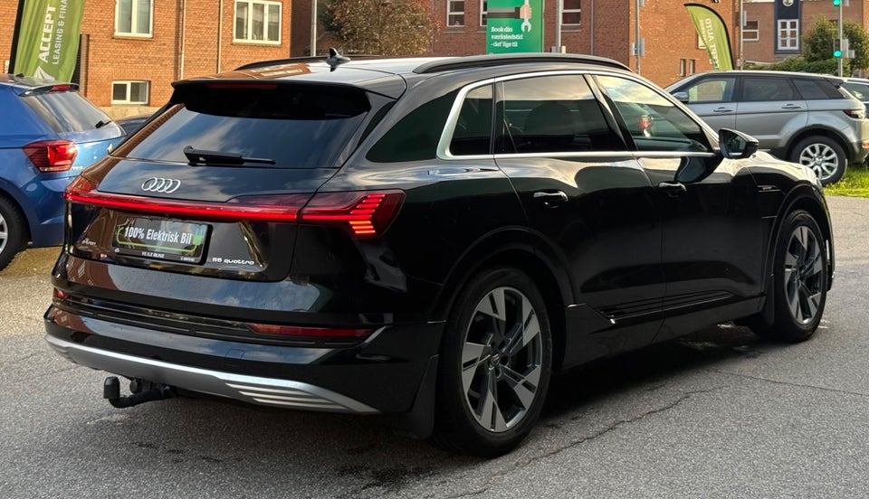 Audi e-tron 55 Advanced quattro 5d