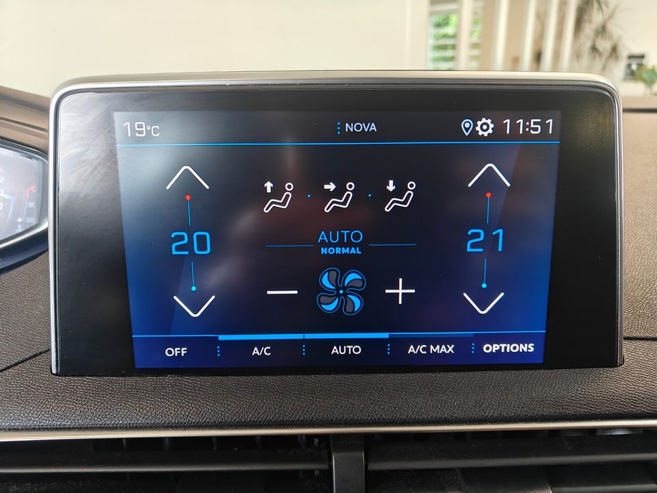 Peugeot 5008 1,2 PureTech 130 Active 7prs 5d
