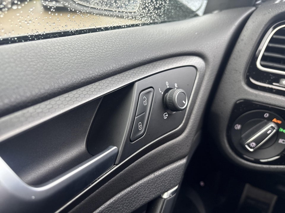 VW Golf VII 1,4 GTE DSG 5d