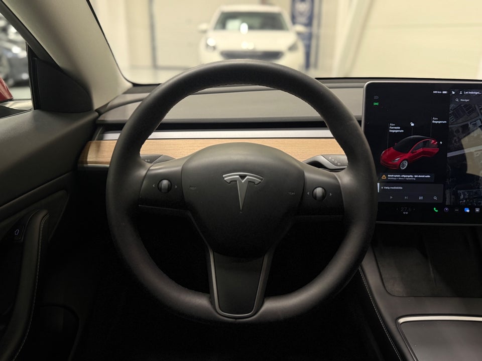 Tesla Model 3 Long Range AWD 4d