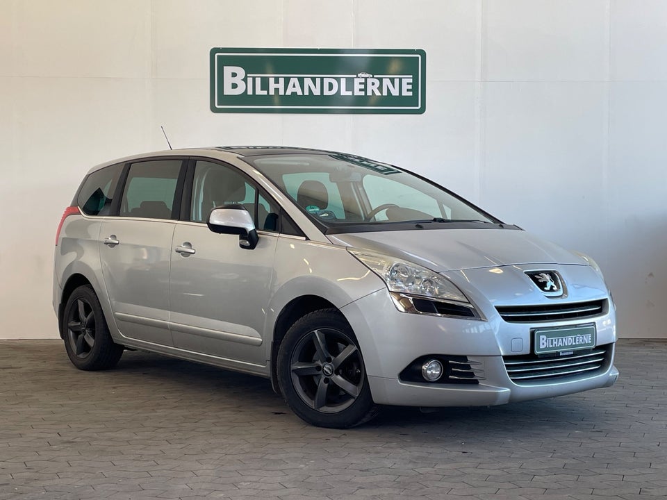 Peugeot 5008 1,6 HDi 110 Premium 7prs 5d