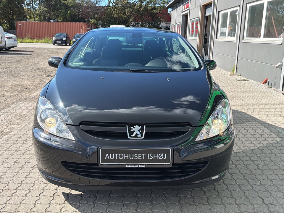 Peugeot 307 2,0 16V CC 2d