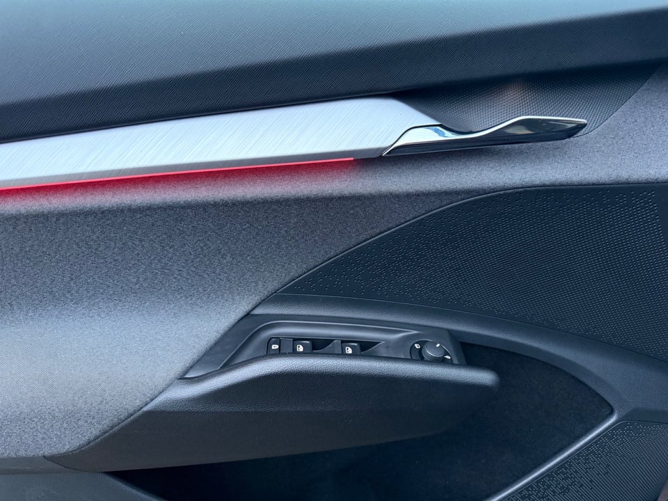 Skoda Enyaq 80 iV Loft 5d