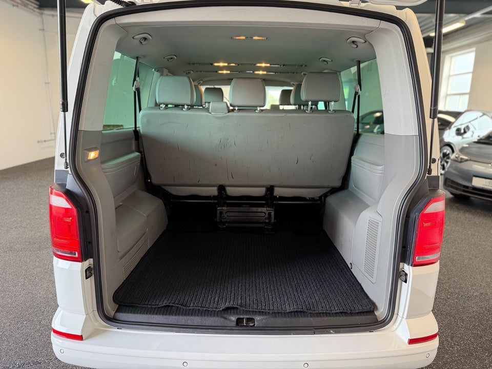 VW Caravelle 2,0 TDi 140 Comfortline DSG lang 4d