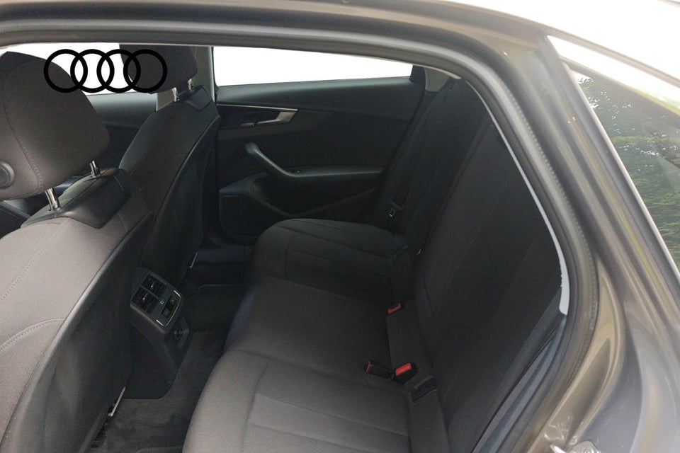 Audi A4 40 TFSi Advanced Prestige Tour plus S-tr. 4d
